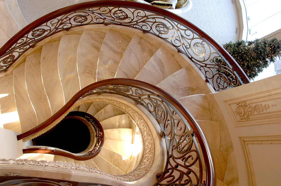 ступени из мрамора
