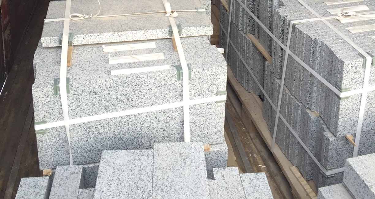 приход камня